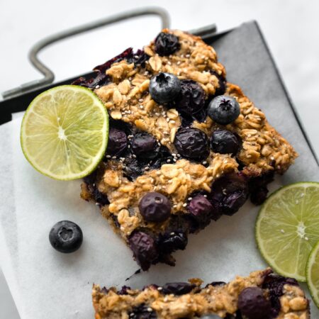 Barres tendres déjeuner protéinées aux bleuets