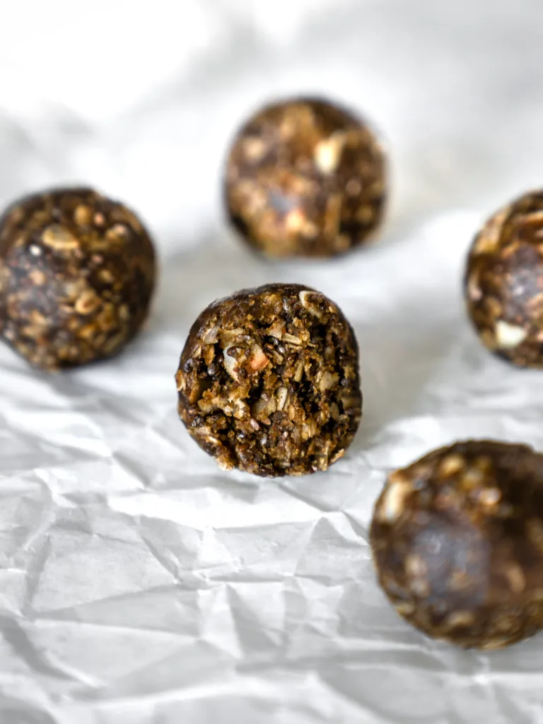 bouchée prise dans une boule d'énergie
